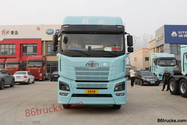 FAW Jiefang Qingdao JH6 Heavy Truck Leading Edition 560hp 6X4(10 wheels) LNG Automatic Tractor Truck Exterior (2) | 86Trucks