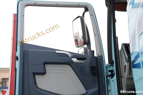 FAW Jiefang Qingdao JH6 Heavy Truck Leading Edition 560hp 6X4(10 wheels) LNG Automatic Tractor Truck Cab (2) | 86Trucks