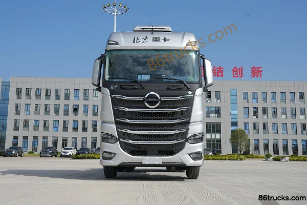 Beijing Trucks Zhuimeng Comfort Edition 500hp 6X4(10 wheels) LNG Automatic Tractor Truck Exterior (2) | 86Trucks