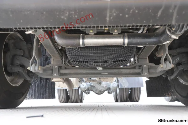 Sitrak SITRAK G7S 14.6L LNG 630hp 6X4(10 wheels) ZF 12-Speed AMT Automatic Tractor Truck Chassis (1) | 86Trucks