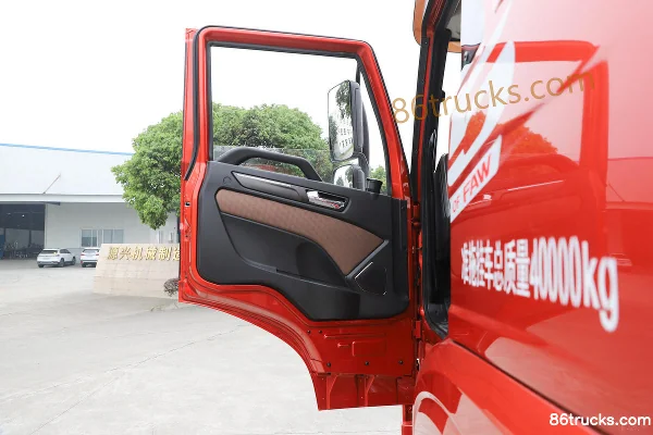 FAW Jiefang Qingdao JH5 Heavy Truck 480 ch 6X4(10 roues) tracteur routier LNG (pont arrière 435) Cabine (1) | 86Trucks
