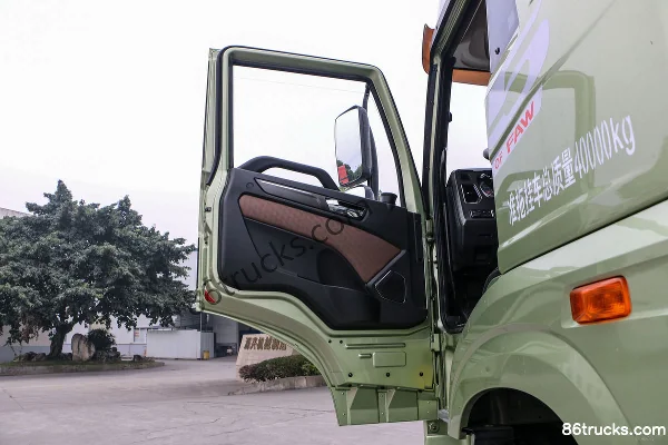 FAW Jiefang Qingdao JH5 Heavy Truck 480hp 6X4(10 wheels) LNG Tractor Truck Cab (1) | 86Trucks