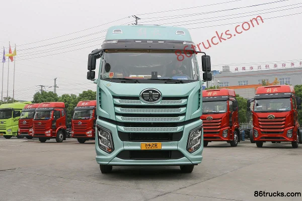 FAW Jiefang J6V camion lourd Édition Élite 530 ch 6X4(10 roues) tracteur routier LNG (ralentisseur hydraulique)(pont arrière 440) Extérieur
