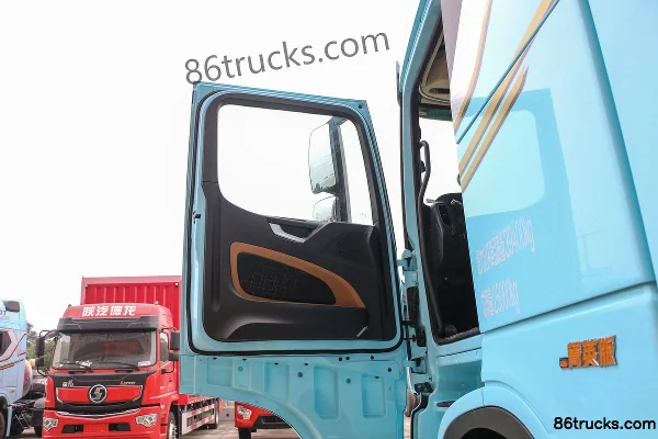 SHACMAN Delong X6000 Elite Edition 560hp 6X4(10 wheels) LNG Automatic Tractor Truck Cab (1) | 86Trucks