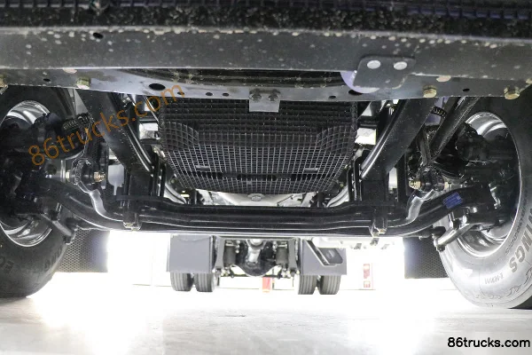 SHACMAN Delong X5000 Value Edition 430hp 4X2(6 wheels) LNG Tractor Truck (China VI) Chassis (1) | 86Trucks