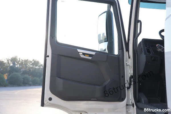 XCMG Truck E700 6X4(10 wheels) battery-swap pure electric tractor truck 282kWh Cab (2) | 86Trucks