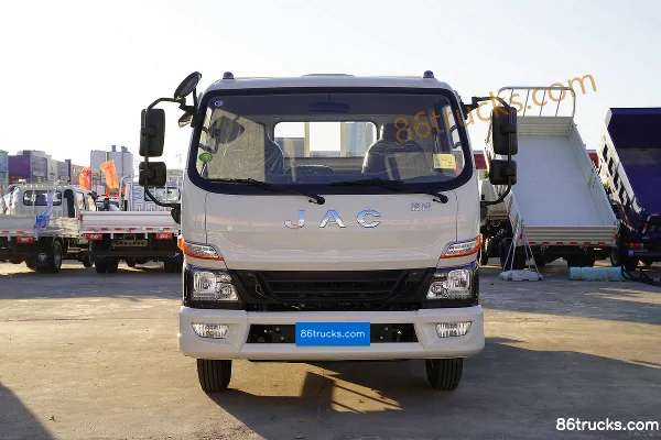 JAC V5 Confort 2.3L Diesel 143 ch 4X2(6 roues) JAC 5 vitesses 3,89 m cabine avancée plateau ridelles Extérieur (2) | 86Trucks