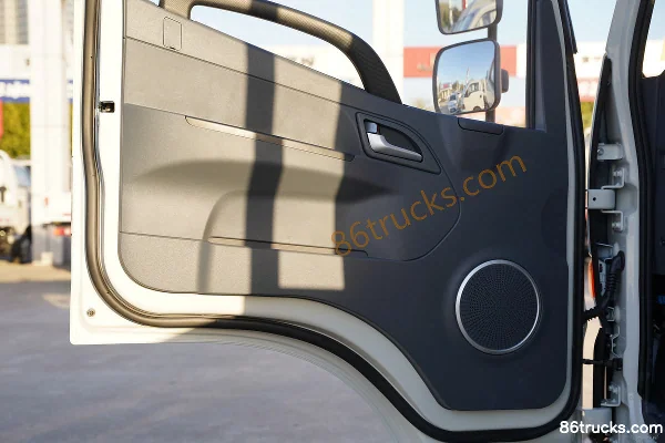 JAC V5 Confort 2.3L Diesel 143 ch 4X2(6 roues) JAC 5 vitesses 3,89 m cabine avancée plateau ridelles (3) | 86Trucks