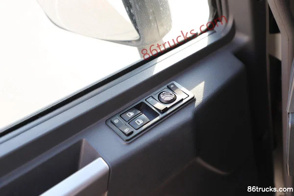 XCMG Hanfeng E7 8X4(12 wheels) 5.8m Electric Dump Truck 422.87kWh Cab (3) | 86Trucks