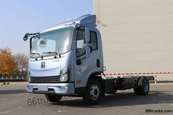XCMG Hanchi 4.5T 4.15m single-row plug-in hybrid box truck 15.55kWh 4X2(6 wheels) Exterior (3) | 86Trucks