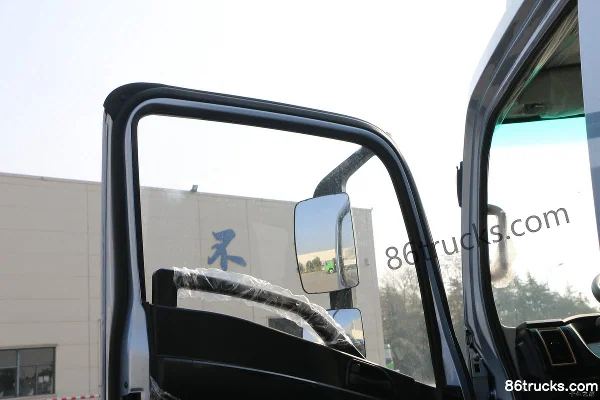 XCMG Hanchi 4.5T 4.15m single-row plug-in hybrid box truck 15.55kWh 4X2(6 wheels) Interior (2) | 86Trucks