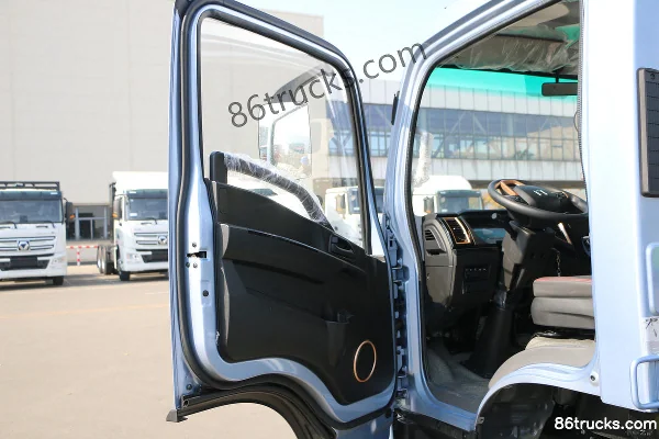XCMG Hanchi 4.5T 4.15m single-row plug-in hybrid box truck 15.55kWh 4X2(6 wheels) Interior (1) | 86Trucks