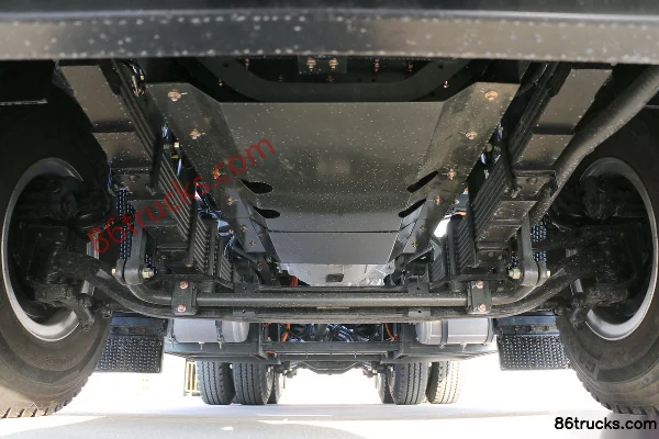 XCMG Truck Hanfeng E7 6X4(10 roues) tracteur routier électrique pur 422,87 kWh Châssis (1) | 86Trucks