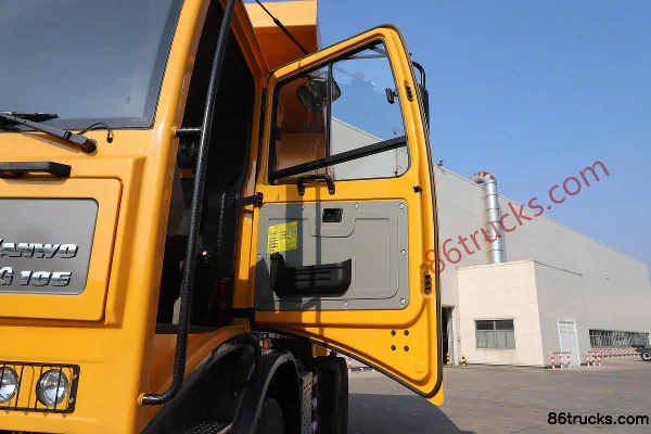 XCMG Hanwo XG105 530hp 6X4(10 wheels) Off-Road Wide Body Dump Truck Cab (1) | 86Trucks