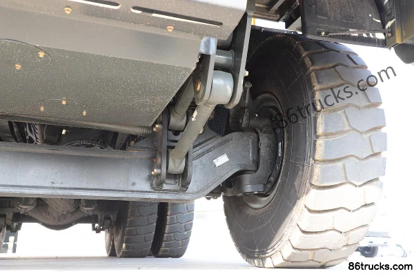 XCMG Hanwo XG105 530hp 6X4(10 wheels) Off-Road Wide Body Dump Truck Chassis (3) | 86Trucks