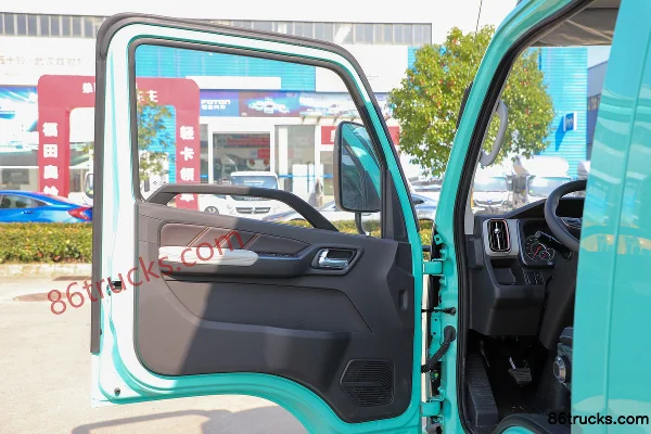Foton Aoling M Card 1.5L 136 hp 4X2(6 wheels) gasoline 2.7m double-row box van light truck Cab (2) | 86Trucks