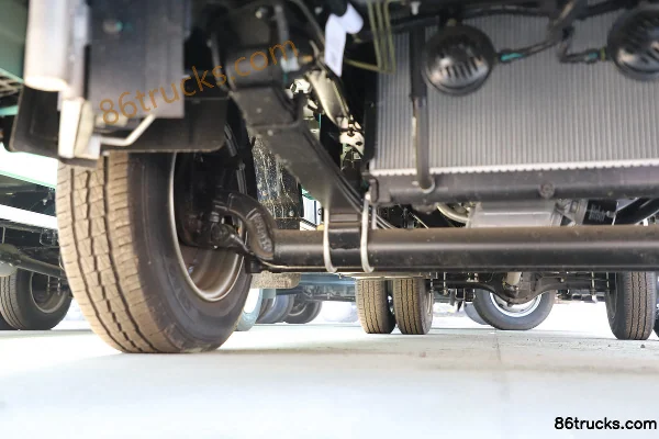 Foton Aoling M Card 1.5L 136 hp 4X2(6 wheels) gasoline 2.7m double-row box van light truck Chassis (2) | 86Trucks