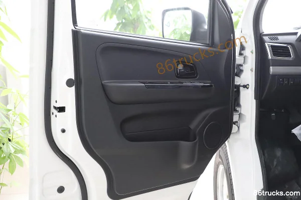 Yuchai New Energy Yuda V6 édition standard 3,2T 2 places camion fourgon électrique pur 4,89 m 41,86 kWh Cabine (2) | 86Trucks