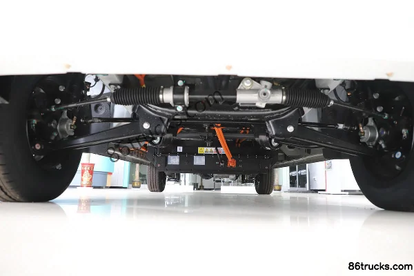 Yuchai New Energy Yuda V6 édition standard 3,2T 2 places camion fourgon électrique pur 4,89 m 41,86 kWh Châssis (1) | 86Trucks