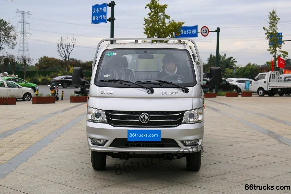Dongfeng Xiaobawang W17 122hp 4X2(6 wheels) 3.95m single-row flatbed mini truck Exterior (2) | 86Trucks