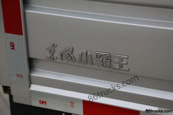 Dongfeng Xiaobawang W17 122hp 4X2(6 wheels) 3.95m single-row flatbed mini truck Body (2) | 86Trucks
