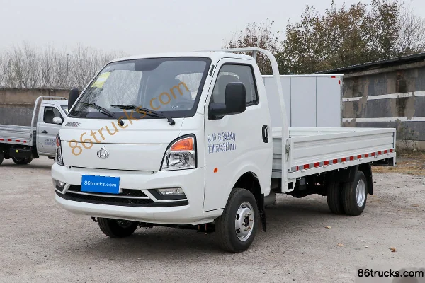 Changan Kuayue D5 PLUS Standard Edition 1.6L 122hp 4X2(6 wheels) 3.95m Single Row Flatbed Truck (China VI) Exterior (3) | 86Trucks