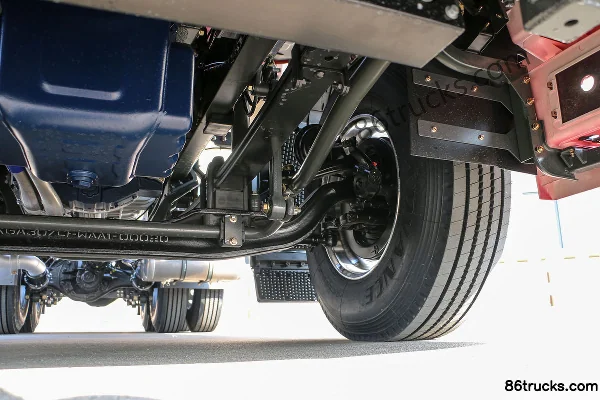 XCMG Hanfeng G7 Standard Load Edition 460hp 6X4(10 wheels) LNG Tractor Truck (China VI) Chassis (3) | 86Trucks