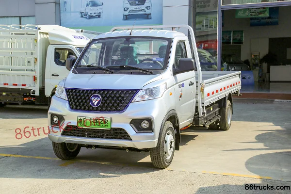 Foton Xiangling V3 3.5T 3.7m Single Row Pure Electric Flatbed Micro Truck 55.7kWh 4X2(6 wheels) Exterior (3) | 86Trucks