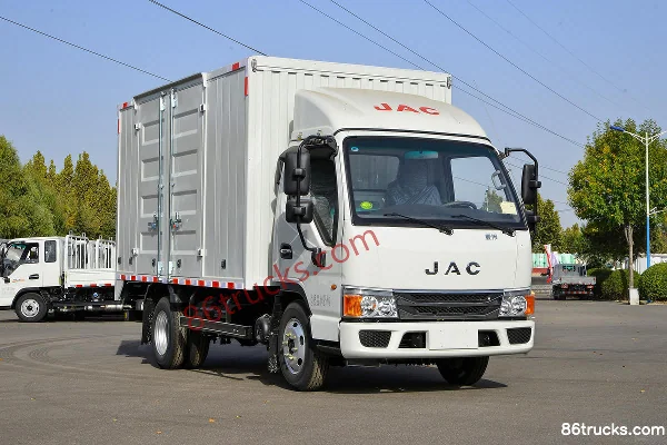JAC H3 2.3L Diesel 143hp 4X2(6 wheels) WLY 5-Speed 3.47m Crew Cab Van Light Truck Exterior