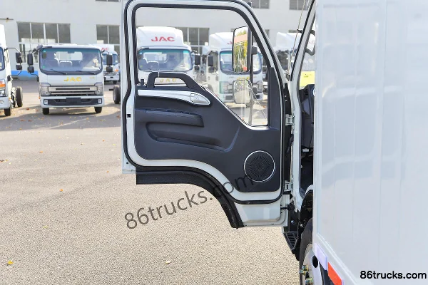 JAC Kangling H3 132hp 4X2(6 wheels) 3.82m semi-cab van mobile shop truck (China VI) (2) | 86Trucks