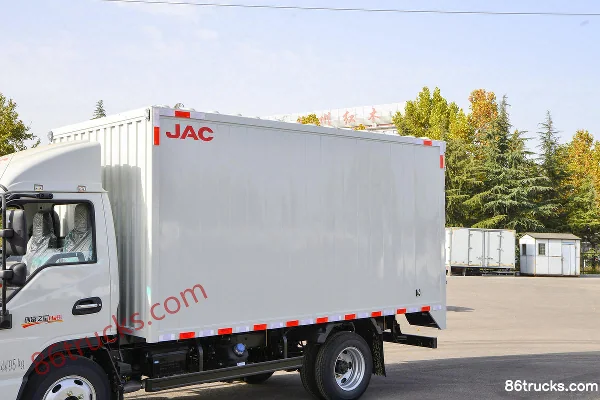 JAC Kangling H3 132hp 4X2(6 wheels) 3.82m semi-cab van mobile shop truck (China VI) Body (1) | 86Trucks