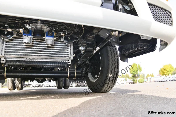 JAC New Kangling H3 120hp 4X2(6 wheels) 3.85m Semi-Cab Flatbed Light Truck Chassis (3) | 86Trucks