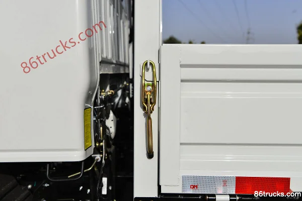JAC New Kangling H3 120hp 4X2(6 wheels) 3.85m Semi-Cab Flatbed Light Truck Body (3) | 86Trucks