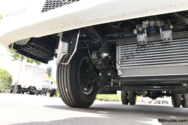 JAC Junling V5 152 hp 4X2(6 wheels) 3.82 m semi-row van light truck (6-speed) Chassis (2) | 86Trucks
