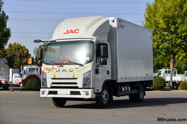 JAC Junling S6 145hp 4X2(6 wheels) 4.15m Single Row Van Light Truck (Ratio 4.33) Exterior (3) | 86Trucks