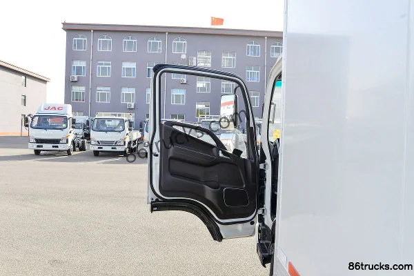 JAC Junling S6 145hp 4X2(6 wheels) 4.15m Single Row Van Light Truck (Ratio 4.33) Cab (1) | 86Trucks
