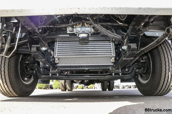 JAC Junling S6 145hp 4X2(6 wheels) 4.15m Single Row Van Light Truck (Ratio 4.33) Chassis (1) | 86Trucks