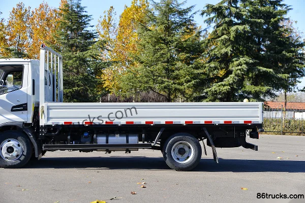 JAC Junling V5 162 hp 4X2(6 wheels) 4.18m single-row flatbed light truck Body (2) | 86Trucks