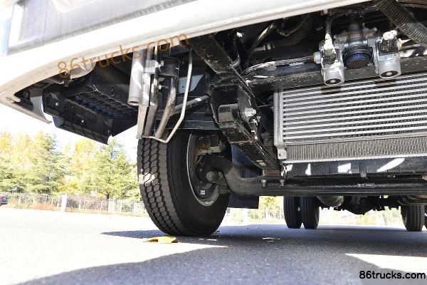 JAC Shuailing S6 160 hp 4X2(6 wheels) 4.12m single-row van light truck (China VI) Chassis (2) | 86Trucks
