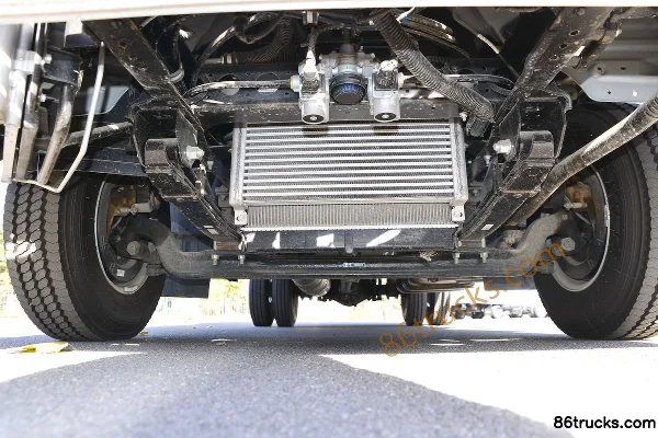JAC Shuailing S6 160 hp 4X2(6 wheels) 4.12m single-row van light truck (China VI) Chassis (1) | 86Trucks