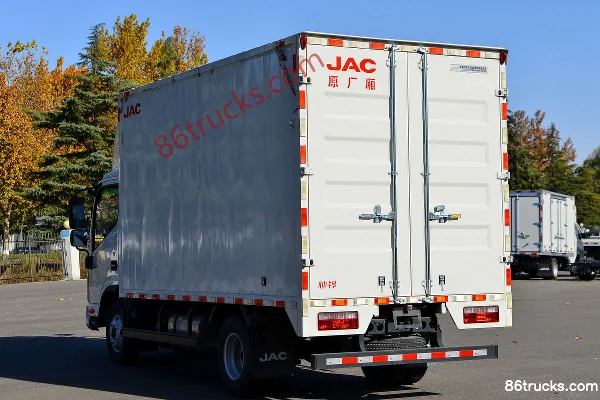 JAC Shuailing S6 160 hp 4X2(6 wheels) 4.12m single-row van light truck (China VI) Body (2) | 86Trucks