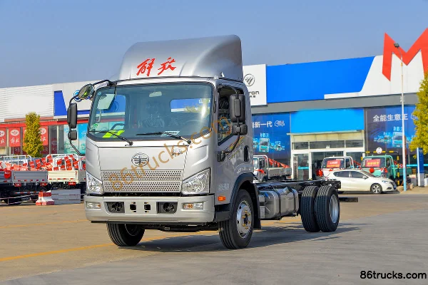FAW Jiefang J6F Wide Body 160 hp 4X2(6 wheels) 5.16m Single Row Stake Truck (China VI) Exterior (3) | 86Trucks