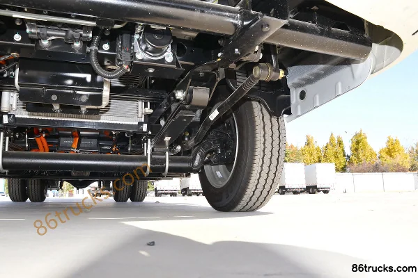 JAC Kaida X6 4.1T 3.7m Single Row Pure Electric Van Micro Truck 55.7kWh 4X2(6 wheels) Chassis (3) | 86Trucks