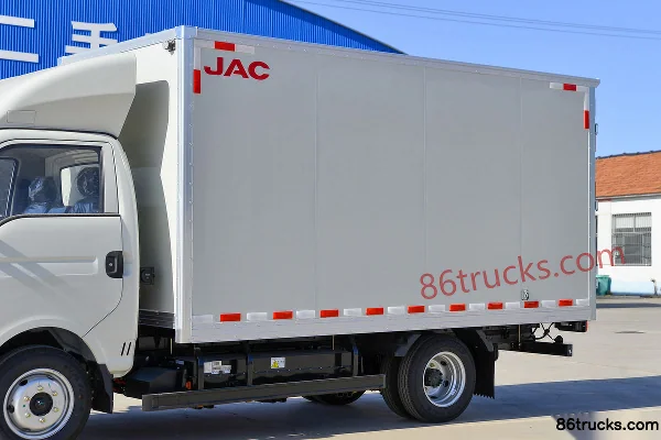 JAC Kaida X6 4.1T 3.7m Single Row Pure Electric Van Micro Truck 55.7kWh 4X2(6 wheels) Body (1) | 86Trucks