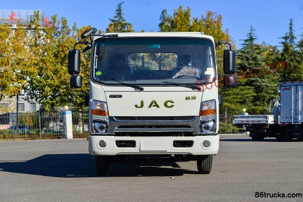 JAC Shuailing Q6 160 ch 4X2(6 roues) 4,18 m cabine simple camion léger à ridelles Extérieur (2) | 86Trucks