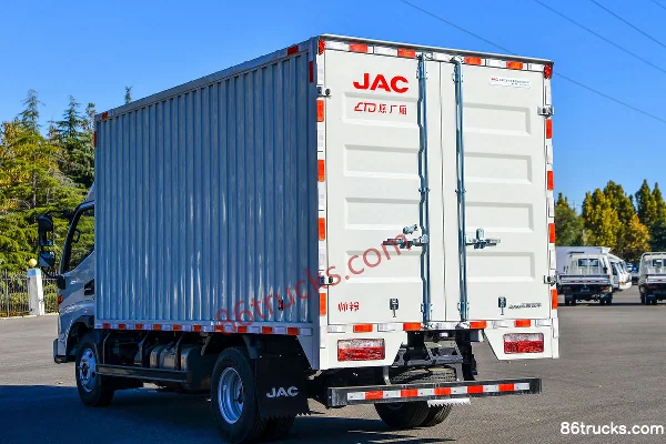 JAC Shuailing E 130 ch 4X2(6 roues) fourgon léger à cabine simple 4,15 m Carrosserie (3) | 86Trucks