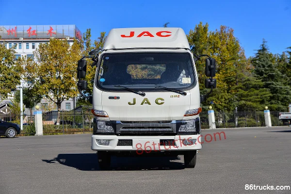 JAC Shuailing E Medium Body 129 hp 4X2(6 wheels) 3.89m semi-row railed light truck (China VI) Exterior (2) | 86Trucks