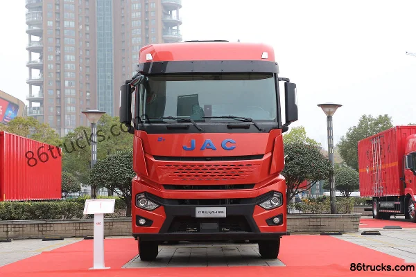 JAC Chaoyue Q7 heavy truck 25T 6X4(10 wheels) pure electric tractor truck 391.6kWh Exterior (2) | 86Trucks