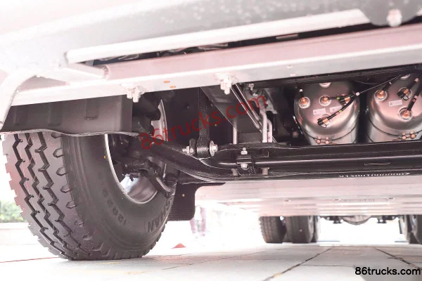 DeepWay Deep Star 6X4(10 wheels) Battery Swap Pure Electric Tractor Truck Chassis (2) | 86Trucks