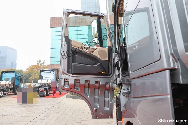 JAC Gallop K7 heavy truck 630 hp 6X6(10 wheels) AMT automatic tractor truck Cab (1) | 86Trucks